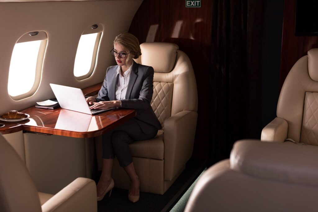 luxury private jet